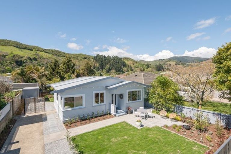 Photo of property in 17 Tasman Street, The Wood, Nelson, 7010