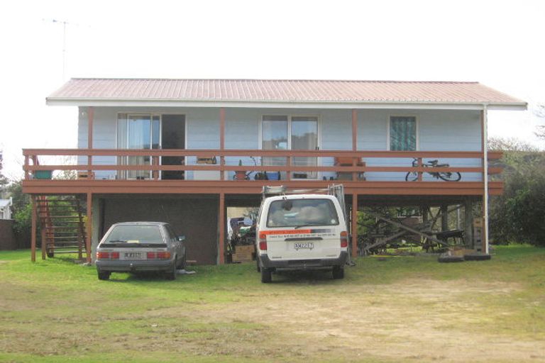 Photo of property in 106 Apperly Street, Whangamata, 3620