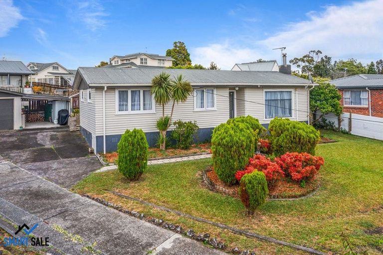 Photo of property in 9 Rerewai Place, Kelston, Auckland, 0602