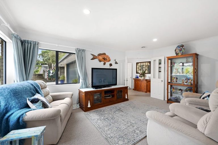 Photo of property in 5 Caversham Drive, Rototuna, Hamilton, 3210