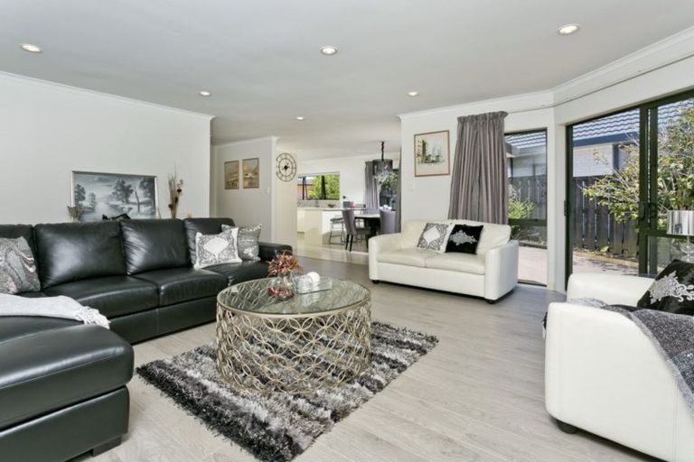 Photo of property in 26 Bushlands Park Drive, Albany, Auckland, 0632