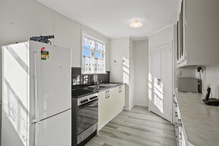 Photo of property in 6 Rata Street, Upper Vogeltown, New Plymouth, 4310