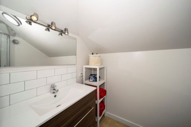 Photo of property in 191 Tukapa Street, Westown, New Plymouth, 4310