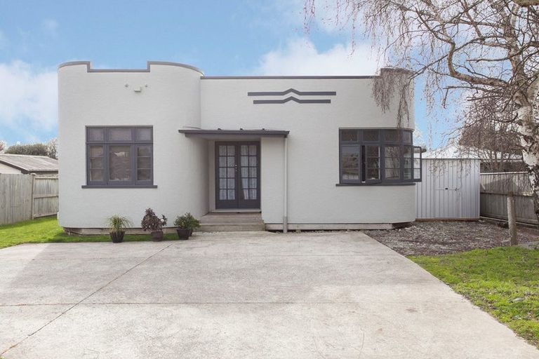 Photo of property in 27a Stewart Crescent, Hokowhitu, Palmerston North, 4410
