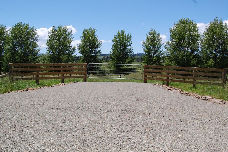 Photo of property in 84 Rangiora Road, Kaiwaka, 0573