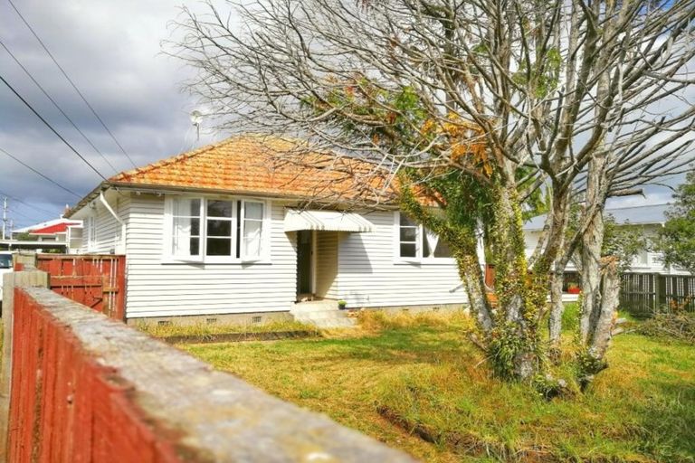 Photo of property in 1/34 Miro Street, New Lynn, Auckland, 0600