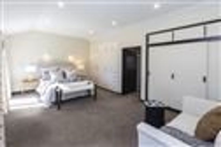 Photo of property in 38 Glandovey Road, Fendalton, Christchurch, 8052
