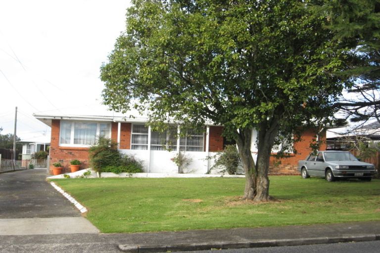 Photo of property in 12 Hooks Road, Manurewa, Auckland, 2102