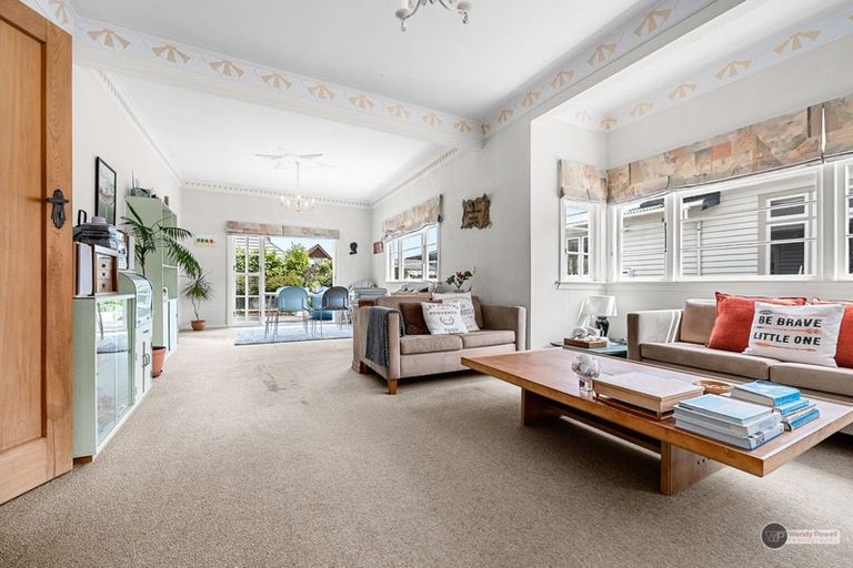 Photo of property in 28 Rossiter Avenue, Waterloo, Lower Hutt, 5011