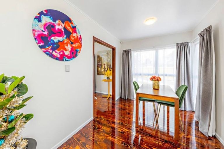 Photo of property in 24 President Avenue, Papakura, 2110