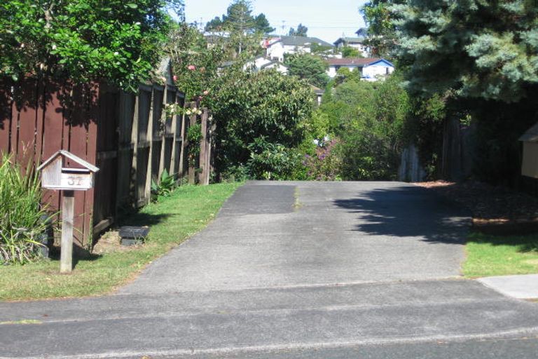 Photo of property in 39 Redwing Street, Browns Bay, Auckland, 0630