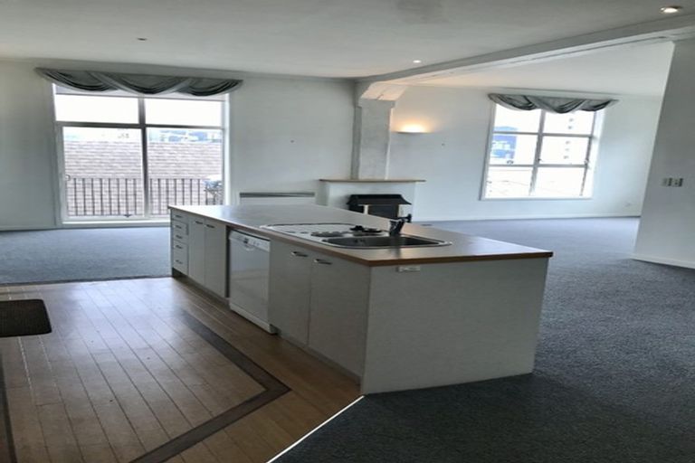 Photo of property in 37u9 Majoribanks Street, Mount Victoria, Wellington, 6011