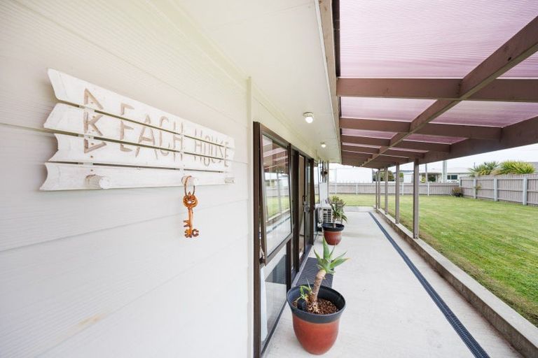 Photo of property in 55 Edinburgh Terrace, Foxton Beach, Foxton, 4815