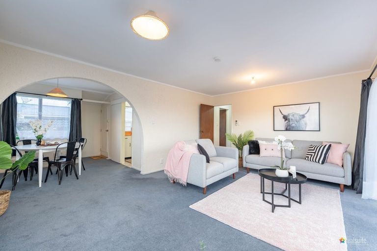 Photo of property in 10f3 Tuapapa Street, Johnsonville, Wellington, 6037