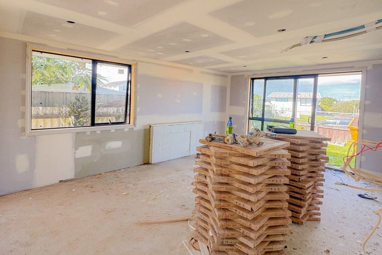 Photo of property in 3 Quennell Avenue, Favona, Auckland, 2024