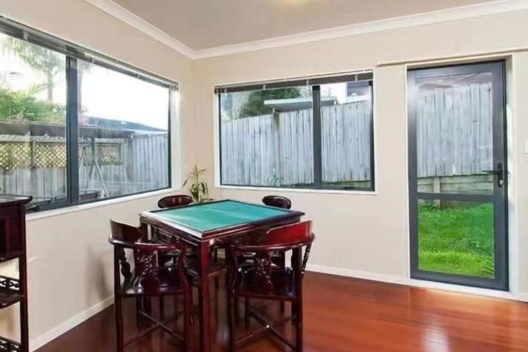 Photo of property in 13a Murvale Drive, Bucklands Beach, Auckland, 2014