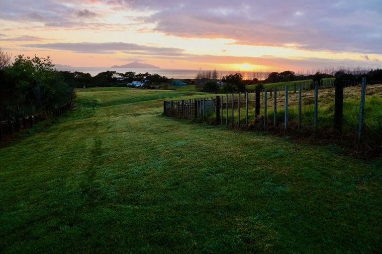 Photo of property in 51 Cullen Road, Waipu, 0582