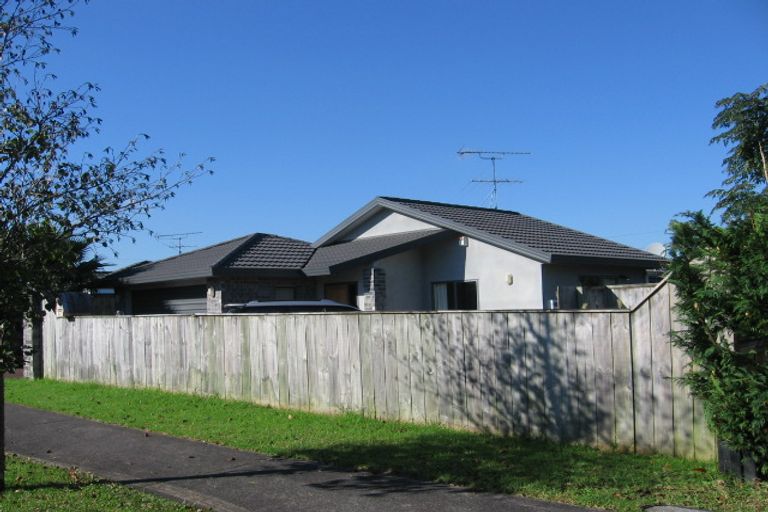 Photo of property in 19 Sample Road, Albany, Auckland, 0632