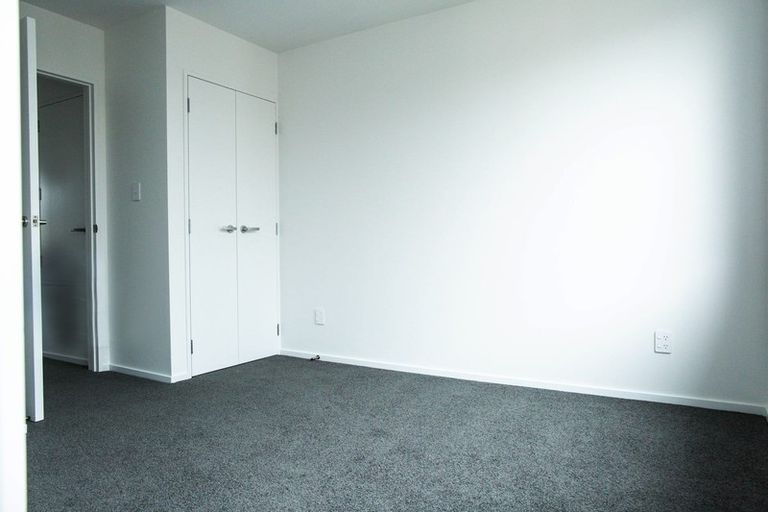 Photo of property in 2d Cook Street, Karori, Wellington, 6012