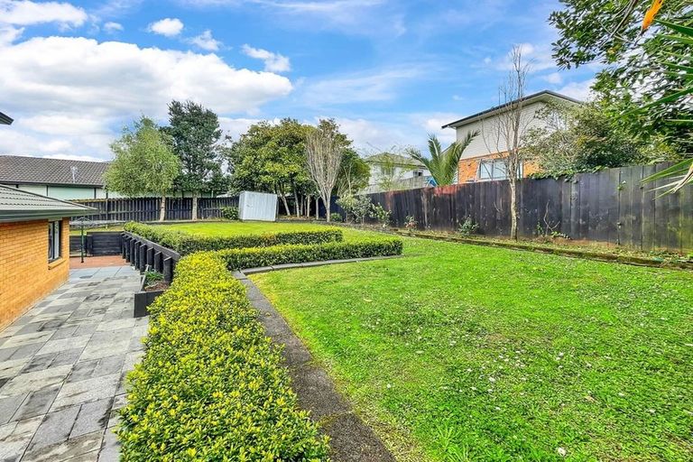 Photo of property in 15 San Carlo Court, Henderson, Auckland, 0612