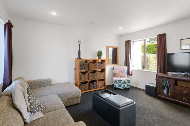 Photo of property in 3/9 Domett Street, Waltham, Christchurch, 8023