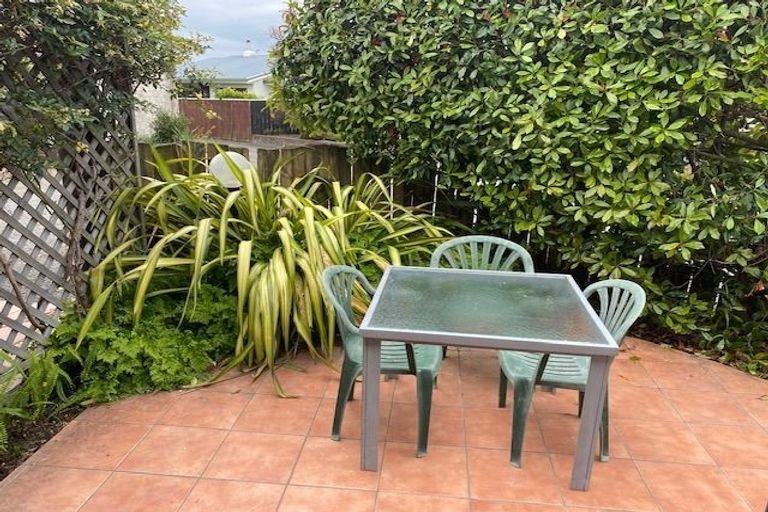 Photo of property in 35 Donegal Crescent, Tamatea, Napier, 4112