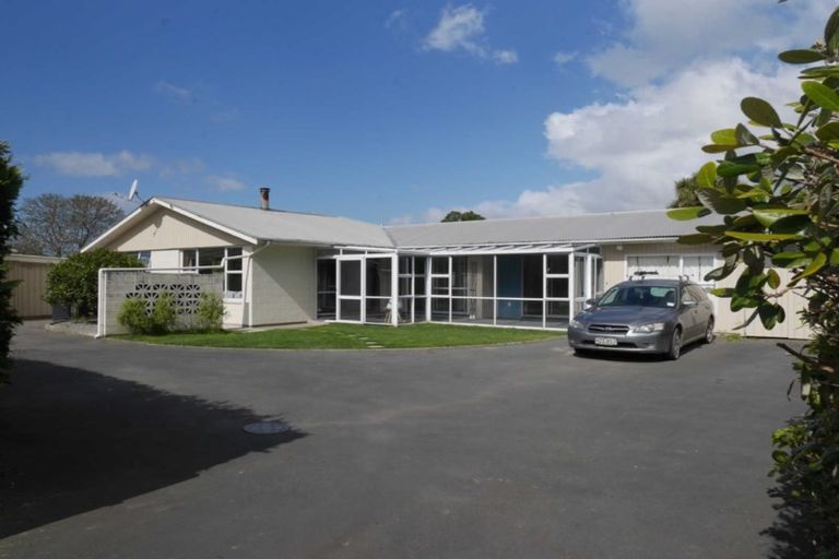 Photo of property in 82 Neville Street, Spreydon, Christchurch, 8024