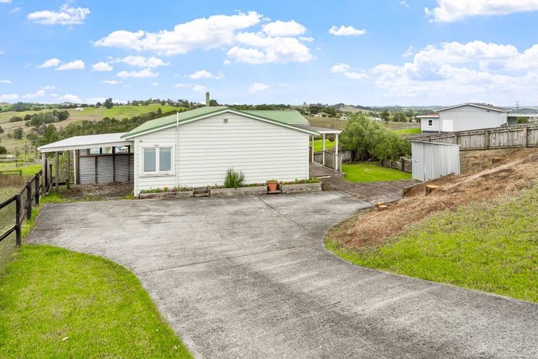 Photo of property in 14 Davies Road, Wellsford, 0900