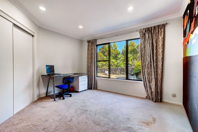 Photo of property in 241 Paremoremo Road, Lucas Heights, Auckland, 0632