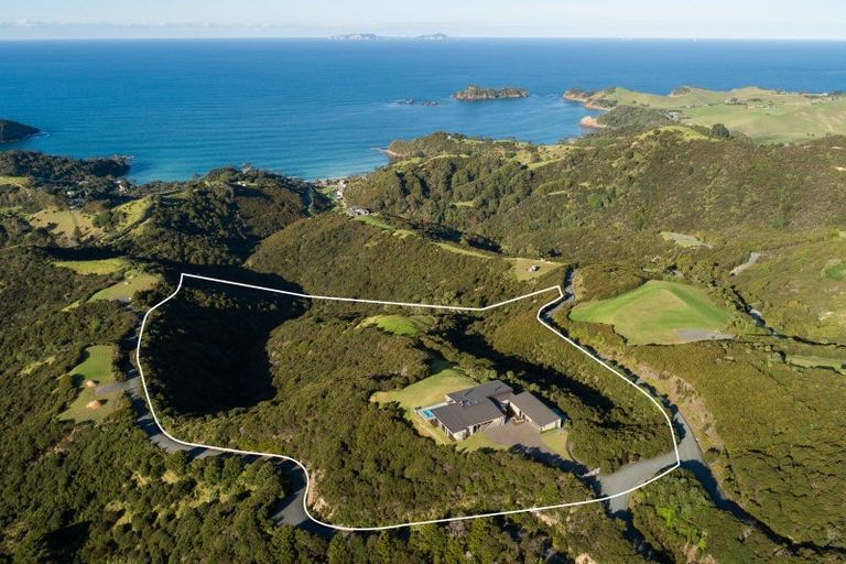 Photo of property in 68 Onekainga Rise, Whananaki, Hikurangi, 0181