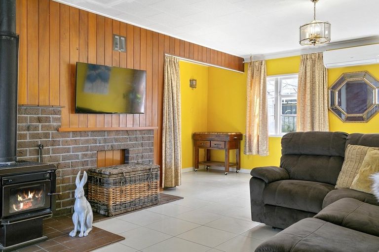 Photo of property in 44 Mere Road, Taupo, 3330