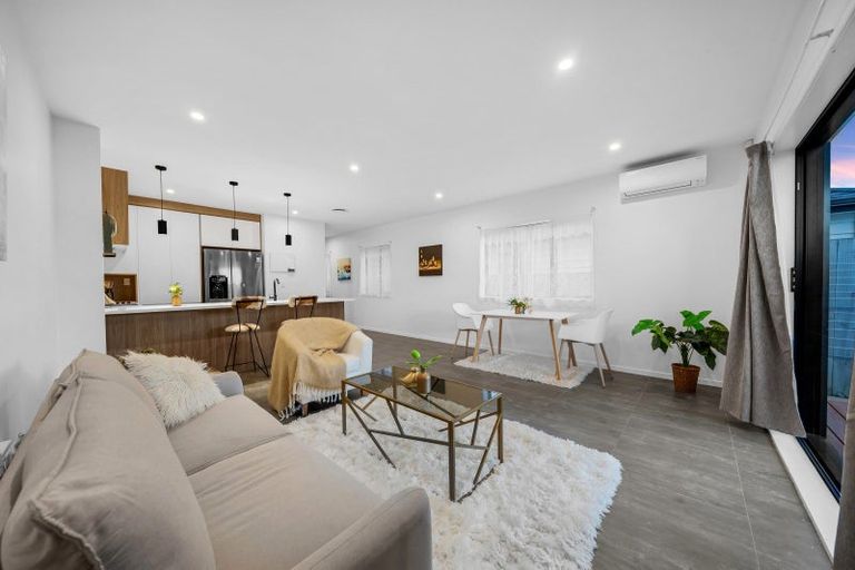 Photo of property in 23b Kahui Parade, Karaka, Papakura, 2113