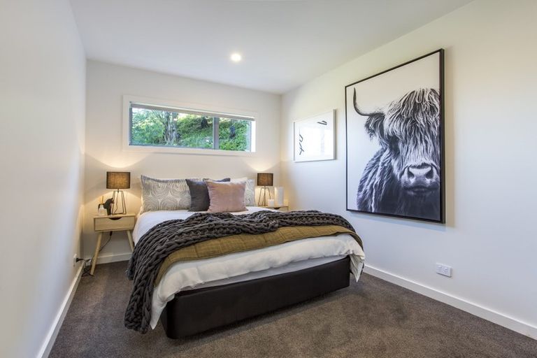 Photo of property in 8a Huka Road, Birkenhead, Auckland, 0626
