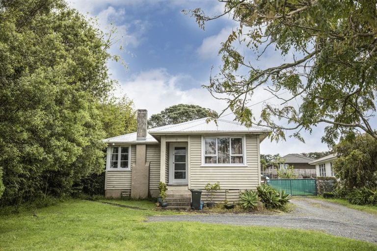 Photo of property in 11 Pukemiro Road, Te Kamo, Whangarei, 0112
