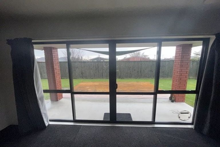 Photo of property in 9 Reserve Close, Woolston, Christchurch, 8062