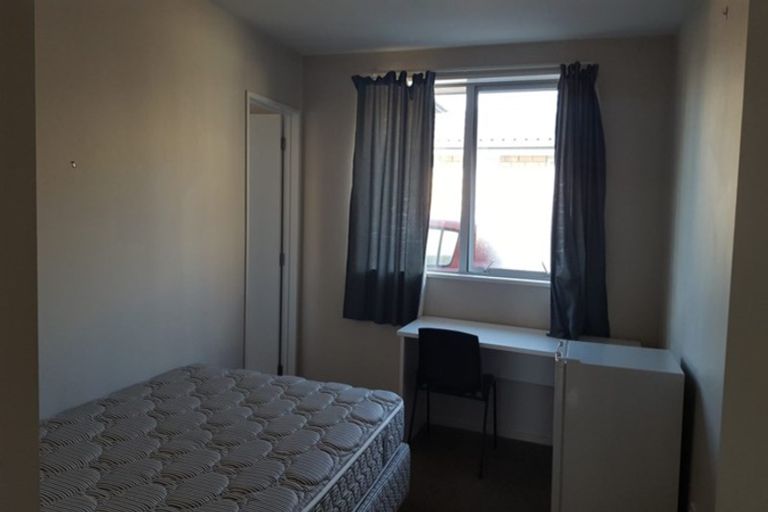 Photo of property in 15 Kyle Street, Riccarton, Christchurch, 8011