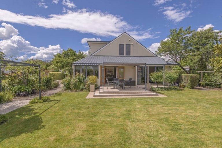 Photo of property in 1 Le Cascina Lane, Riccarton, Christchurch, 8011