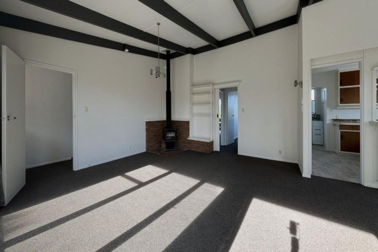 Photo of property in 235 Manly Street, Paraparaumu Beach, Paraparaumu, 5032