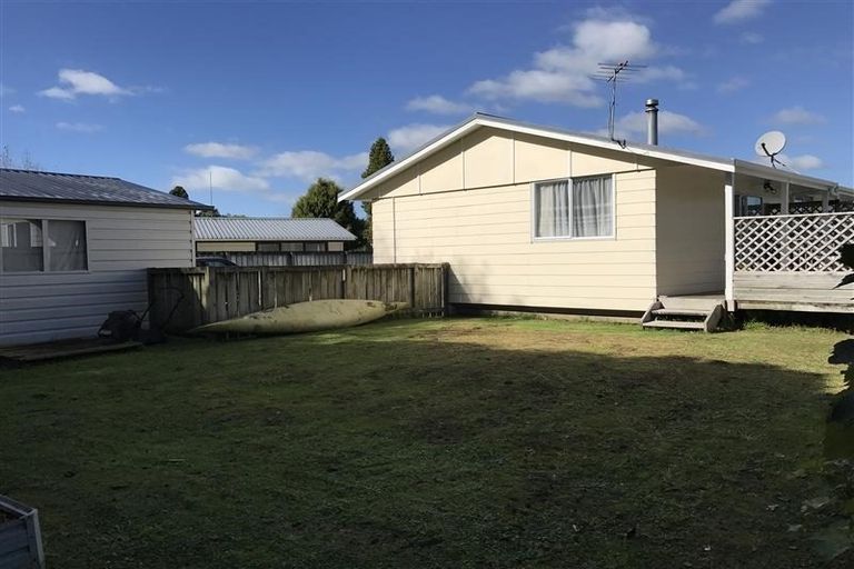 Photo of property in 10 Hamua Place, Waitara, 4320