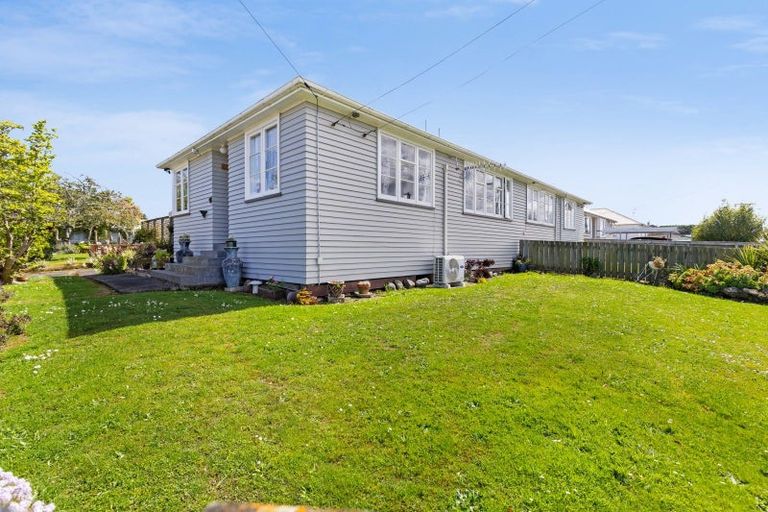 Photo of property in 52 Cuba Street, Marton, 4710