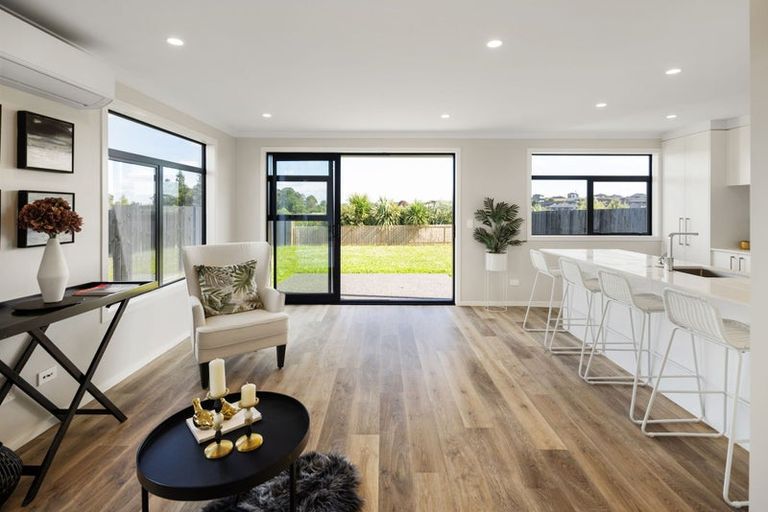 Photo of property in 20 Halo Green, Peacocke, 3206