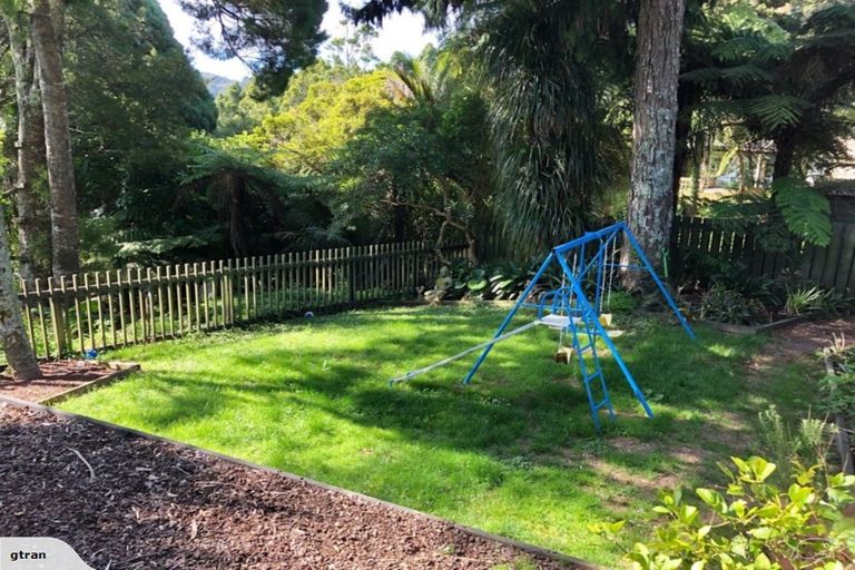 Photo of property in 17 Karen Road, Laingholm, Auckland, 0604
