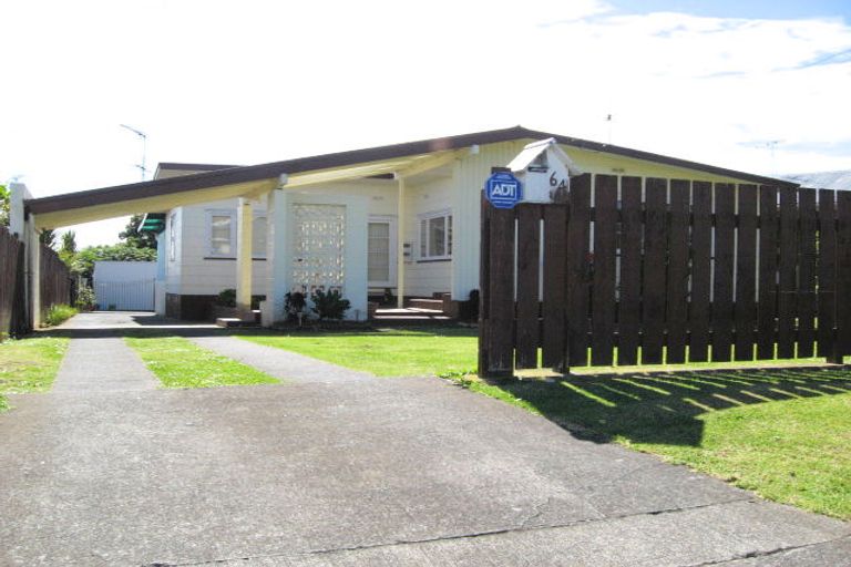 Photo of property in 18 Chipping Dale, Mangere Bridge, Auckland, 2022