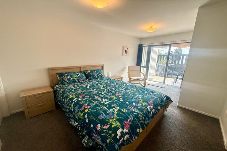 Photo of property in 2/79 Beachville Road, Redcliffs, Christchurch, 8081