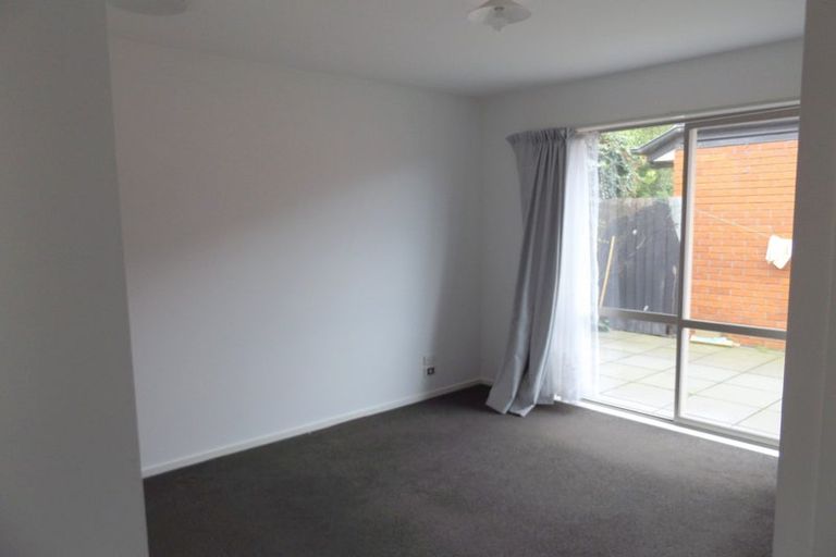 Photo of property in 17b Picton Avenue, Riccarton, Christchurch, 8011