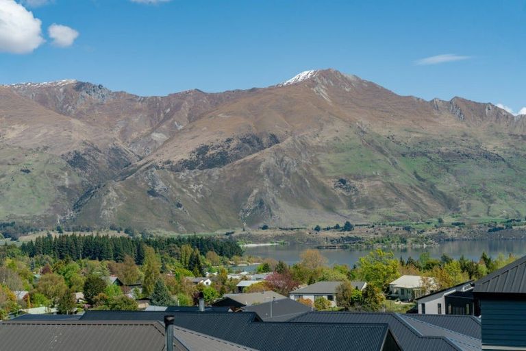 Photo of property in 87 Mills Road, Wanaka, 9305