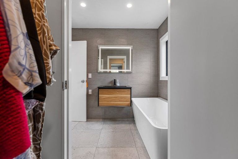 Photo of property in 140 Vale Street, Otumoetai, Tauranga, 3110