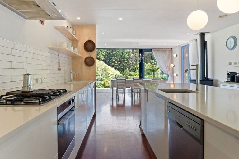 Photo of property in 105 Waterfall Road, Paraparaumu, 5032