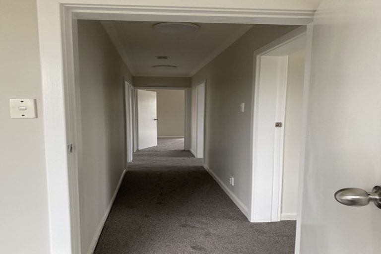 Photo of property in 21 Griffiths Avenue, Linwood, Christchurch, 8062