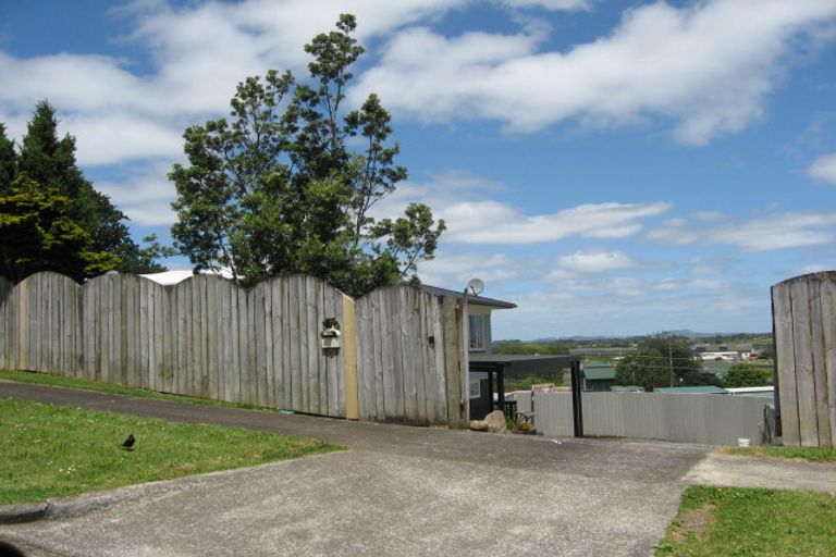 Photo of property in 9 Carlton Road, Pukekohe, 2120